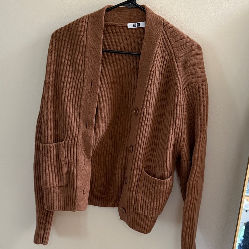 Uniqlo Brown Ribbed Women's Sweater